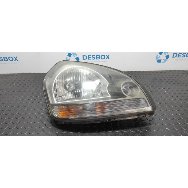 Recambio de faro derecho para hyundai tucson (jm) 2.0 crdi comfort (4wd) referencia OEM IAM 92102-2EXXX  