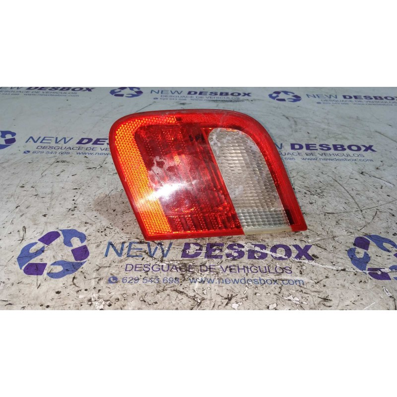 Recambio de piloto porton derecho para bmw serie 3 berlina (e46) 1.9 cat referencia OEM IAM 8364924  