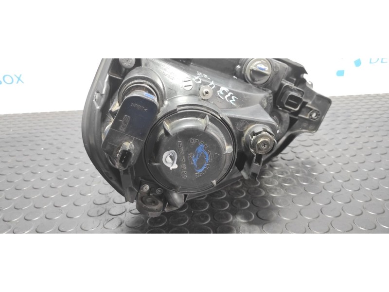 Recambio de faro derecho para hyundai tucson (jm) 2.0 crdi comfort (4wd) referencia OEM IAM 92102-2EXXX  