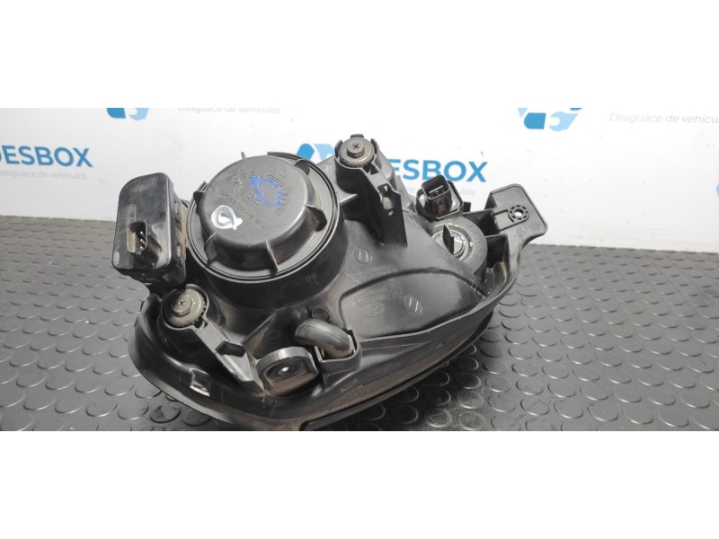 Recambio de faro derecho para hyundai tucson (jm) 2.0 crdi comfort (4wd) referencia OEM IAM 92102-2EXXX  