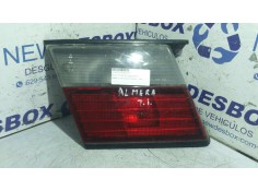 Recambio de piloto porton izquierdo para nissan almera (n15) 1.6 16v cat referencia OEM IAM   