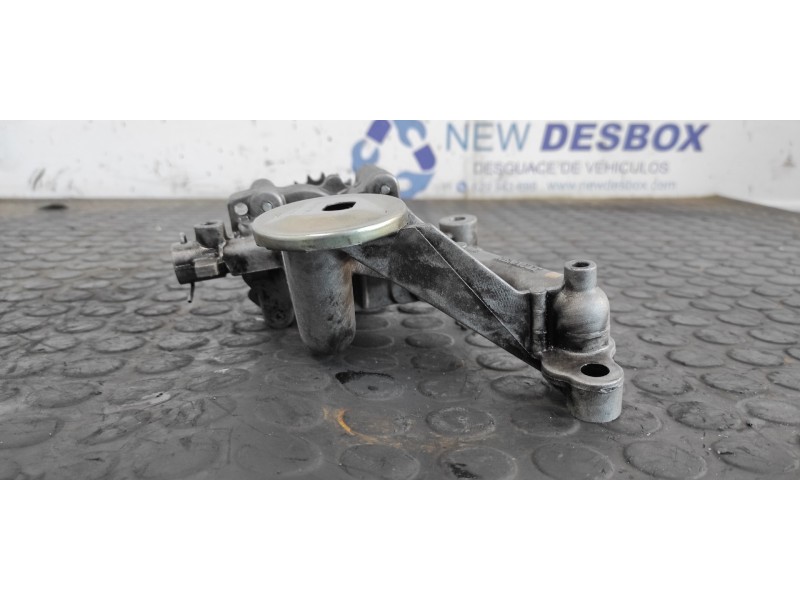 Recambio de bomba aceite para renault master doble cabine, caja abierta/chasis chasis batalla 3578 mm referencia OEM IAM 7702300