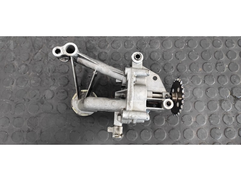Recambio de bomba aceite para renault master doble cabine, caja abierta/chasis chasis batalla 3578 mm referencia OEM IAM 7702300