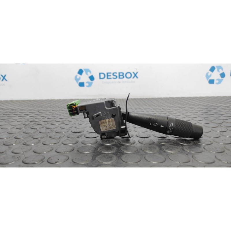 Recambio de mando limpia para peugeot 205 berlina 1.4 referencia OEM IAM 33570502  