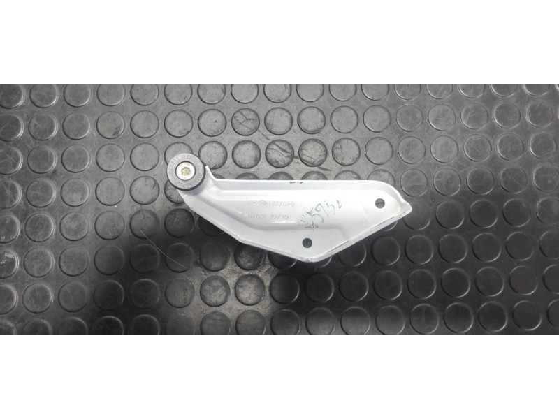 Recambio de soporte / guia puerta corredera intermedio para renault kangoo authentique referencia OEM IAM 947754  