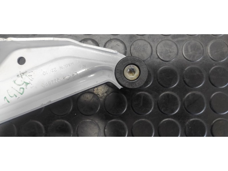 Recambio de soporte / guia puerta corredera intermedio para renault kangoo authentique referencia OEM IAM 947754  