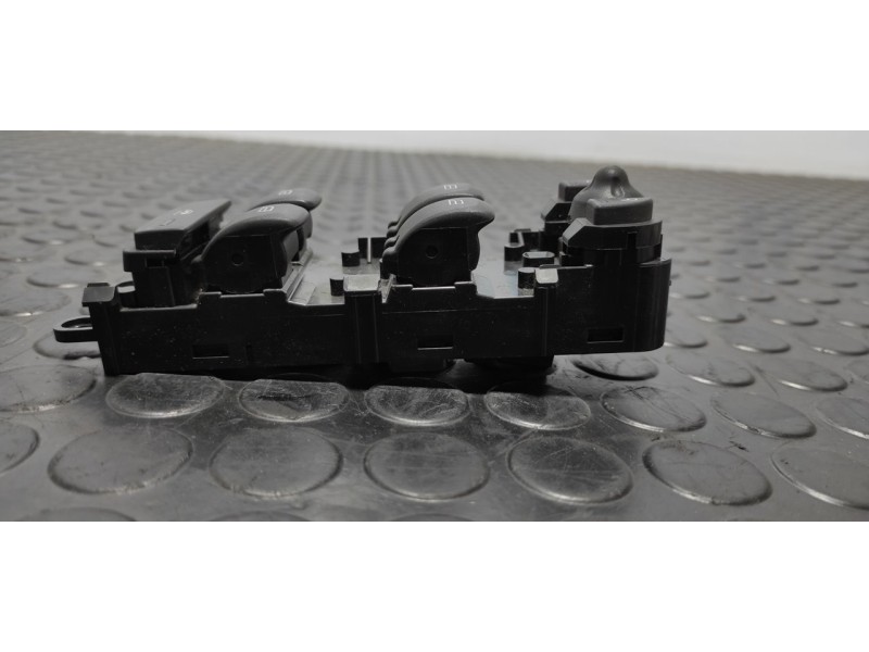Recambio de mando elevalunas delantero izquierdo para land rover range rover sport autobiography limited edition referencia OEM 