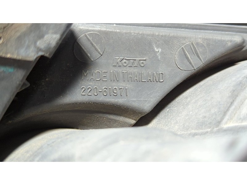 Recambio de piloto trasero izquierdo para mazda 6 berlina (gg) 1.8 active (4-ptas.) referencia OEM IAM 22061971  