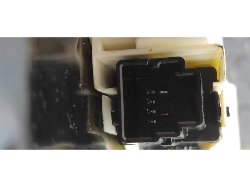 Recambio de elevalunas delantero derecho para land rover range rover sport autobiography limited edition referencia OEM IAM AH22