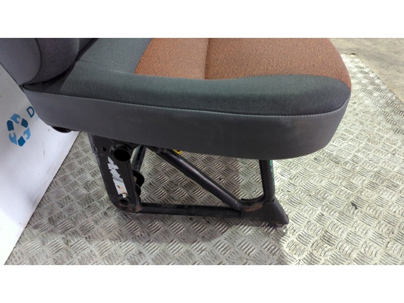 Recambio de asiento delantero derecho para fiat ducato caja abeirta 33 (06.2006 =>) 2.3 jtd cat referencia OEM IAM   