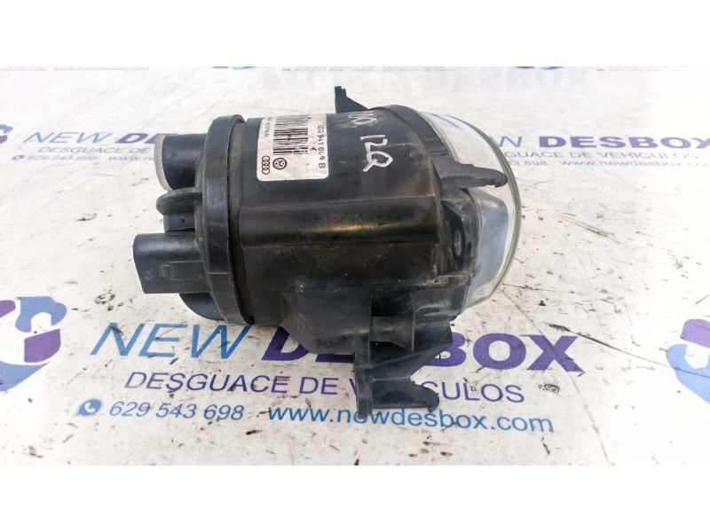Recambio de faro antiniebla izquierdo para audi a4 berlina (b5) 1.9 tdi referencia OEM IAM 8D0941699  