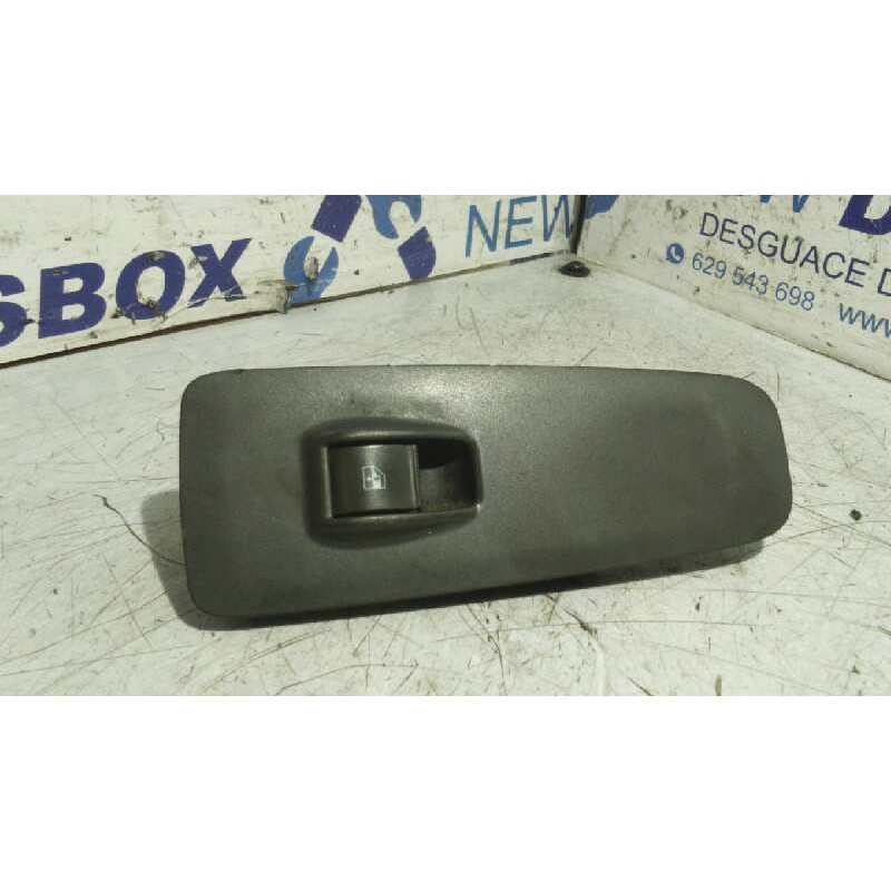 Recambio de mando elevalunas delantero derecho para fiat ducato caja abeirta 33 (06.2006 =>) 2.3 jtd cat referencia OEM IAM 7354