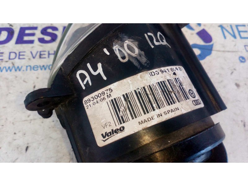 Recambio de faro antiniebla izquierdo para audi a4 berlina (b5) 1.9 tdi referencia OEM IAM 8D0941699  
