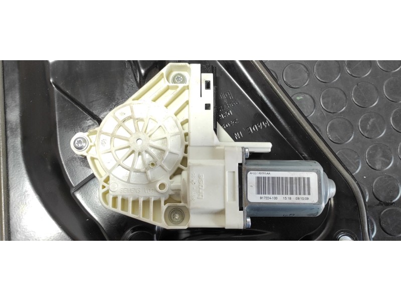 Recambio de elevalunas trasero izquierdo para land rover range rover sport autobiography limited edition referencia OEM IAM AH22