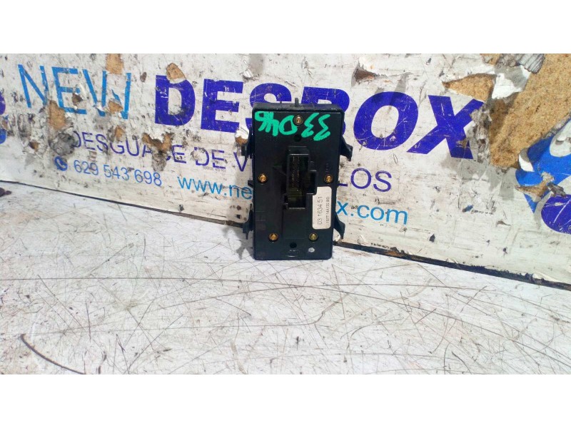 Recambio de mando elevalunas delantero izquierdo para ford mondeo berlina (ge) 1.8 cat referencia OEM IAM 1S7T14A132BD  