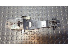 Recambio de soporte maneta trasera derecha para land rover discovery v6 td edition 60 yrs referencia OEM IAM FPH500350A  