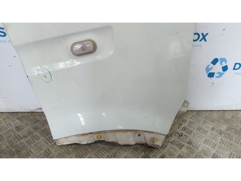 Recambio de aleta delantera derecha para nissan interstar mod. 04 (x70) 2.5 dci diesel cat referencia OEM IAM   