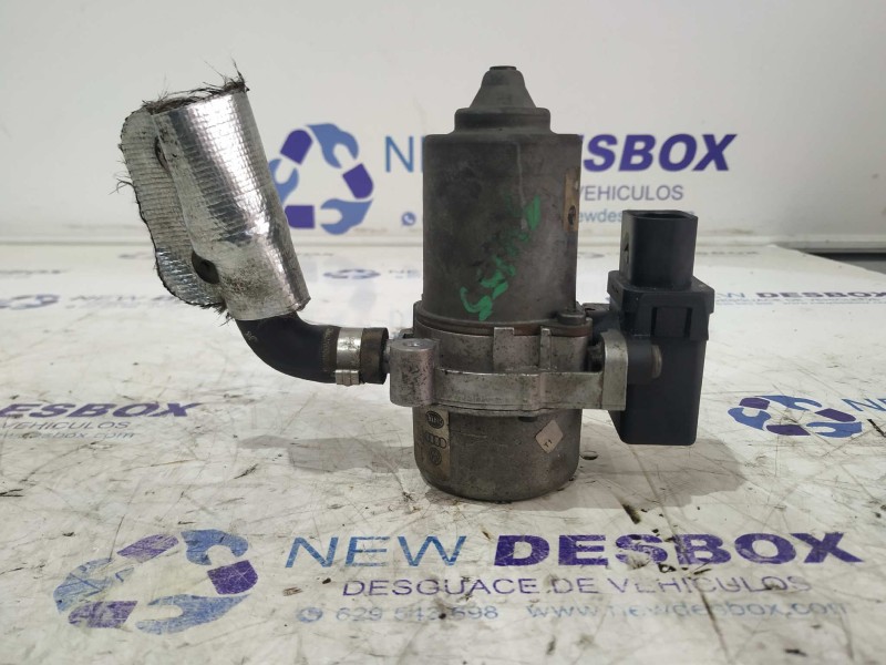Recambio de depresor freno / bomba vacio para volkswagen golf iv berlina (1j1) básico referencia OEM IAM 1J0612181B  