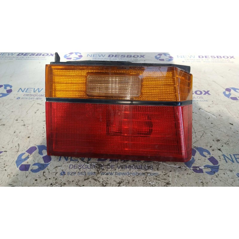 Recambio de piloto porton izquierdo para honda accord (cb/cc) referencia OEM IAM 0438496  