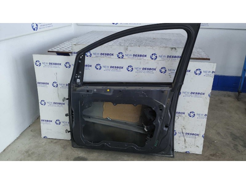 Recambio de puerta delantera derecha para ford focus c-max (cap) 1.6 tdci cat referencia OEM IAM   