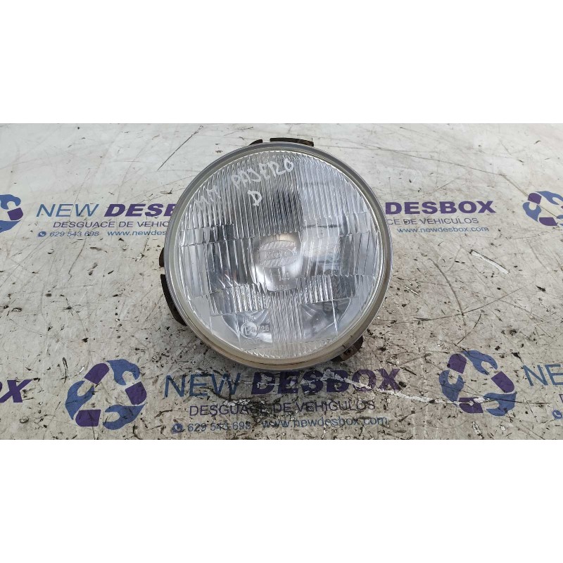 Recambio de faro derecho para mitsubishi montero (l040) 2.5 turbodiesel referencia OEM IAM 20007  