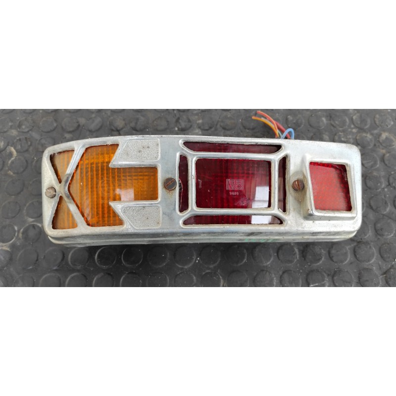 Recambio de piloto trasero izquierdo para seat 127 referencia OEM IAM PROV16007  