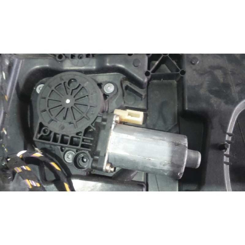 Recambio de motor elevalunas delantero derecho para ford fusion (cbk) 1.4 16v cat referencia OEM IAM   