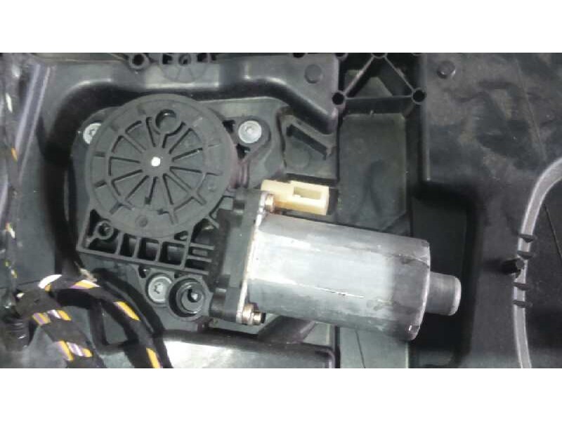 Recambio de motor elevalunas delantero derecho para ford fusion (cbk) 1.4 16v cat referencia OEM IAM   