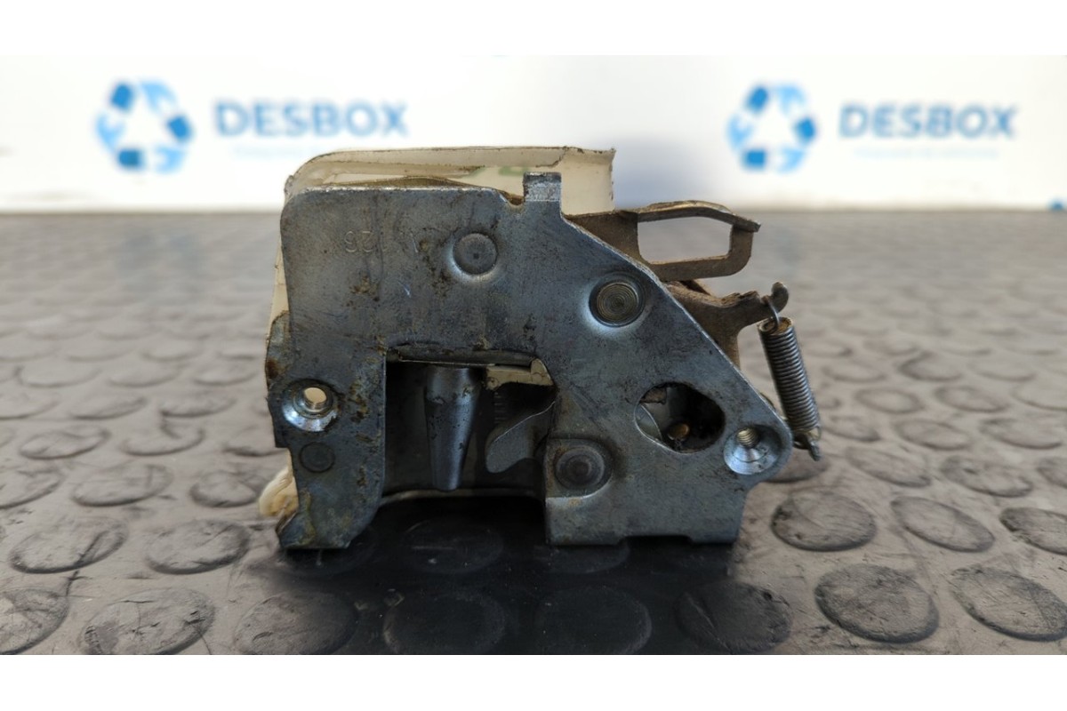 Recambio de cerradura puerta delantera derecha para mercedes-benz clase s (w126) berlina+coupe se 300 referencia OEM IAM 1237230
