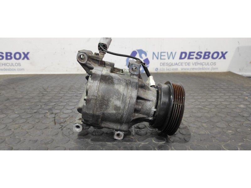 Recambio de compresor aire acondicionado para toyota corolla (e12) 2.0 d-4d linea luna berlina referencia OEM IAM 4472206364  