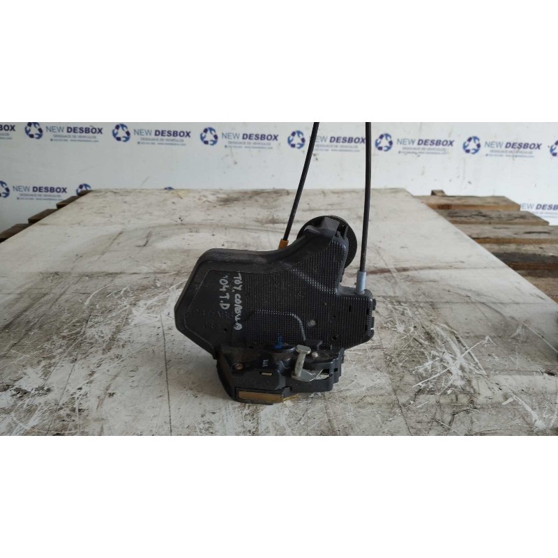 Recambio de cerradura puerta trasera derecha para toyota corolla (e12) 2.0 d-4d linea luna berlina referencia OEM IAM 6905012350
