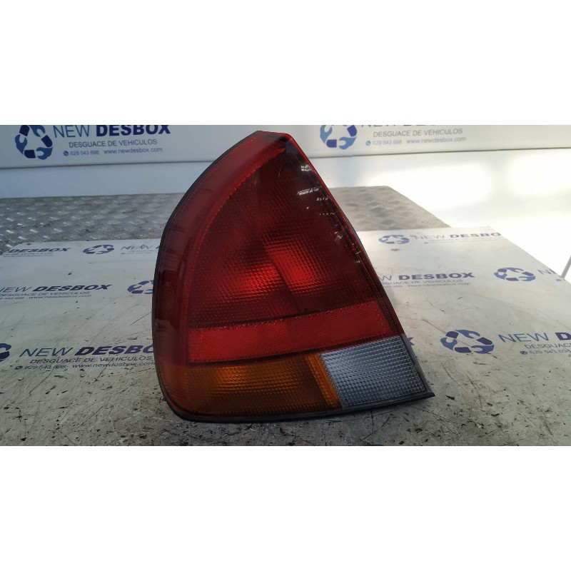 Recambio de piloto trasero izquierdo para mitsubishi carisma berlina 4 (da0) 1.6 cat referencia OEM IAM 29210102  