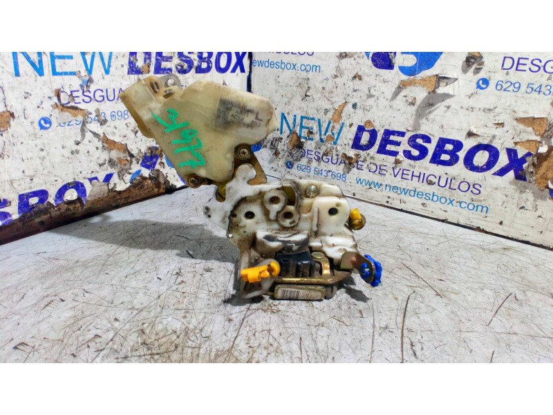 Recambio de cerradura puerta delantera izquierda para nissan terrano/terrano.ii (r20) 2.7 turbodiesel referencia OEM IAM 805539 
