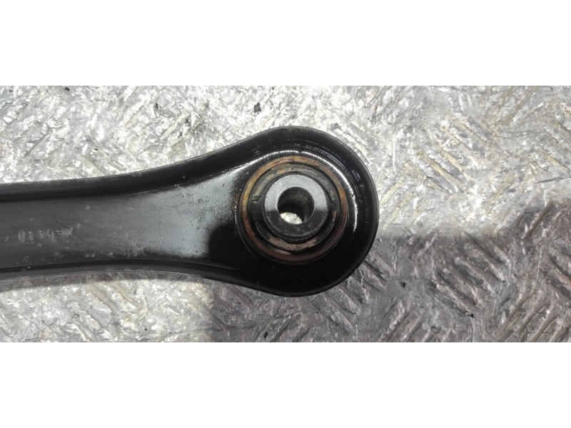 Recambio de brazo izquierdo superior trasero para land rover freelander (lr2) 2.2 td4 cat referencia OEM IAM 5A994-B  