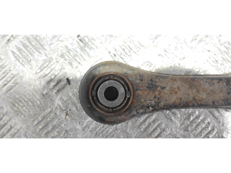 Recambio de brazo izquierdo superior trasero para land rover freelander (lr2) 2.2 td4 cat referencia OEM IAM 5A994-B  