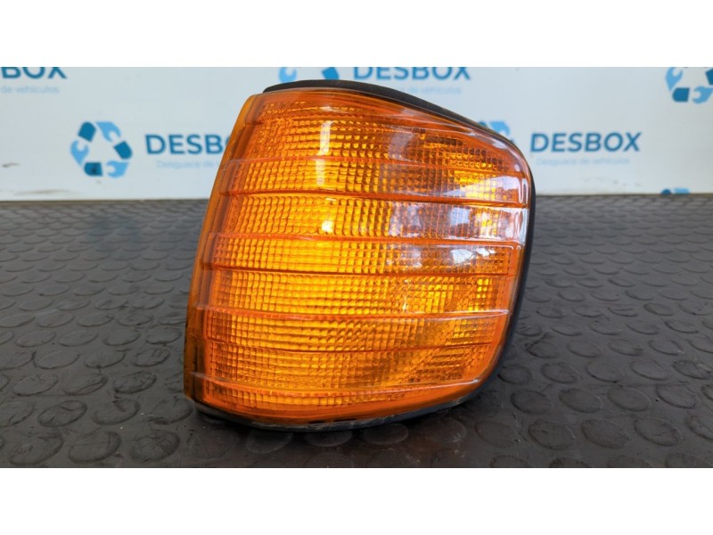 Recambio de piloto delantero izquierdo para mercedes-benz clase s (w126) berlina+coupe se 300 referencia OEM IAM 22365000S  
