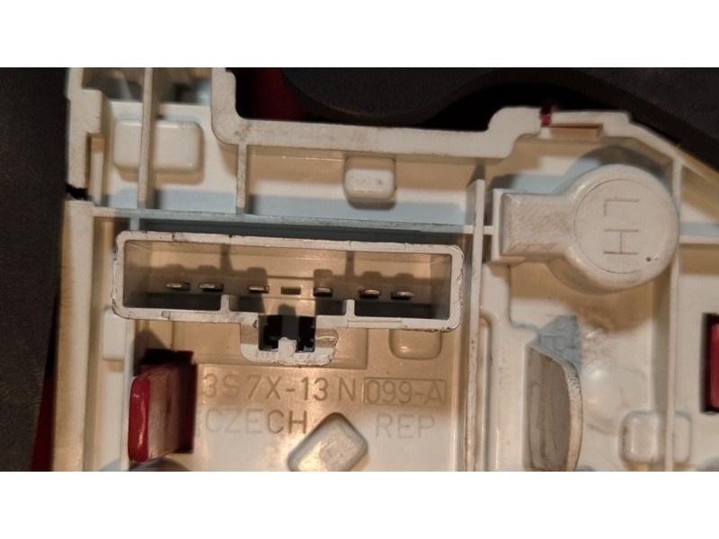 Recambio de piloto trasero izquierdo para ford mondeo turnier (ge) 2.0 tdci cat referencia OEM IAM 1S7113405A  