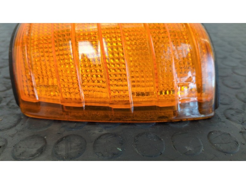 Recambio de piloto delantero izquierdo para mercedes-benz clase s (w126) berlina+coupe se 300 referencia OEM IAM 22365000S  