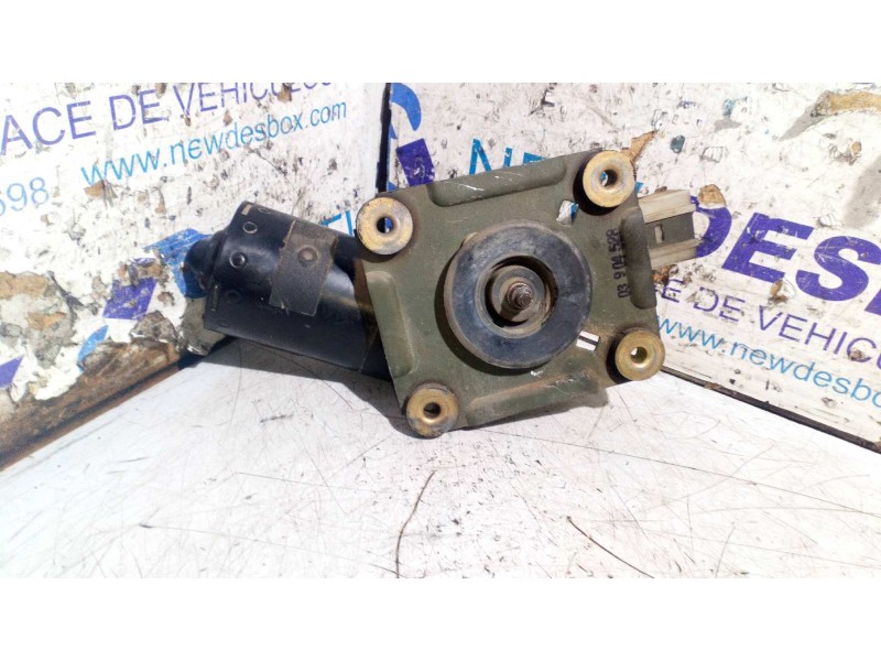 Recambio de motor limpia delantero para nissan terrano/terrano.ii (r20) 2.7 turbodiesel referencia OEM IAM 0390241185  