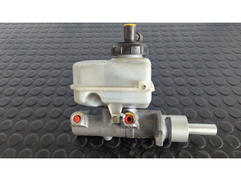 Recambio de bomba freno para nissan interstar mod. 04 (x70) 2.5 dci diesel cat referencia OEM IAM 8200245034C  