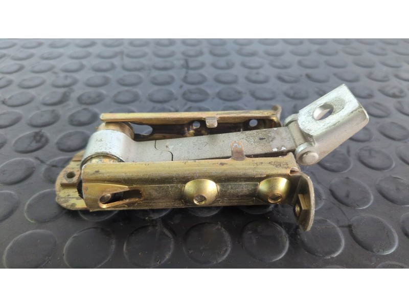Recambio de retenedor puerta derecha para mercedes-benz clase e (w210) berlina diesel 2.7 cdi 20v cat referencia OEM IAM   