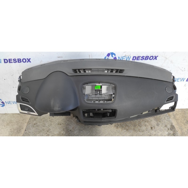 Recambio de salpicadero para renault megane iii berlina 5 p expression referencia OEM IAM   