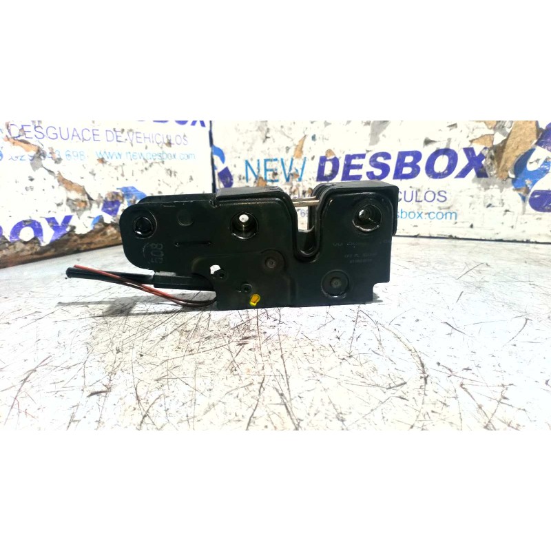 Recambio de cerradura capo para audi a4 ber. (b8) basis referencia OEM IAM 8T0823509  