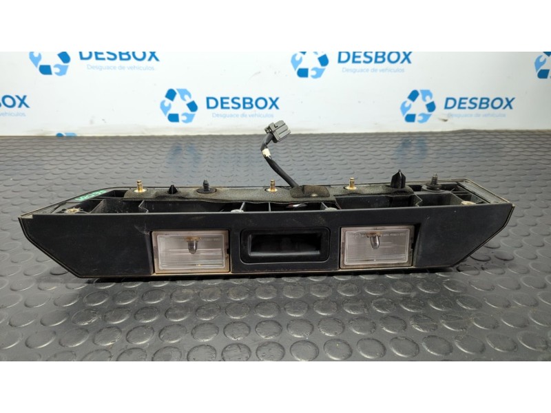 Recambio de maneta exterior porton para land rover discovery v6 td edition 60 yrs referencia OEM IAM CXB000456XXX  