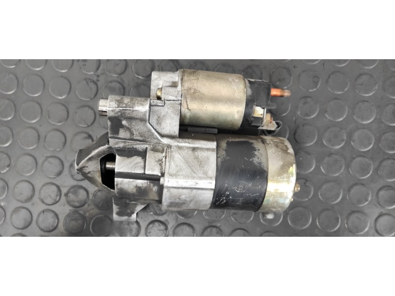 Recambio de motor arranque para citroen c5 berlina 2.0 16v exclusive automático referencia OEM IAM M000T82081  