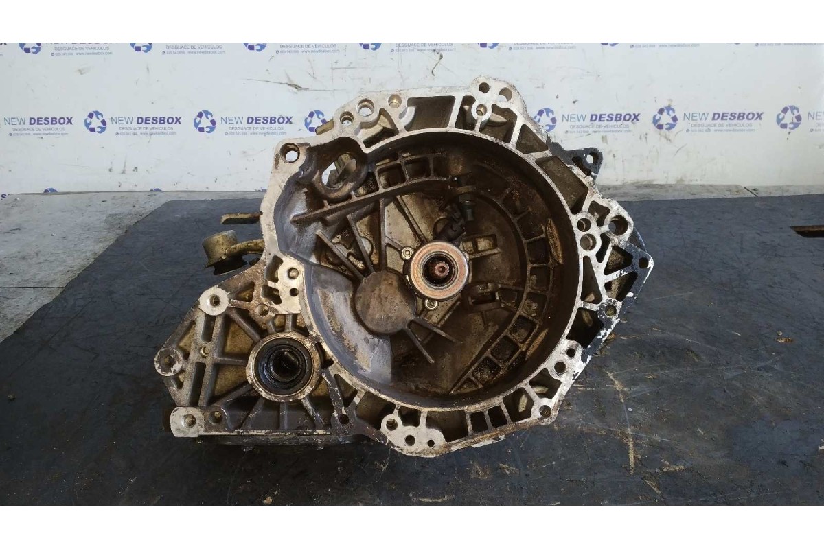Recambio de caja cambios para opel corsa c 1.3 16v cdti cat (z 13 dt / ln9) referencia OEM IAM 299251020759  