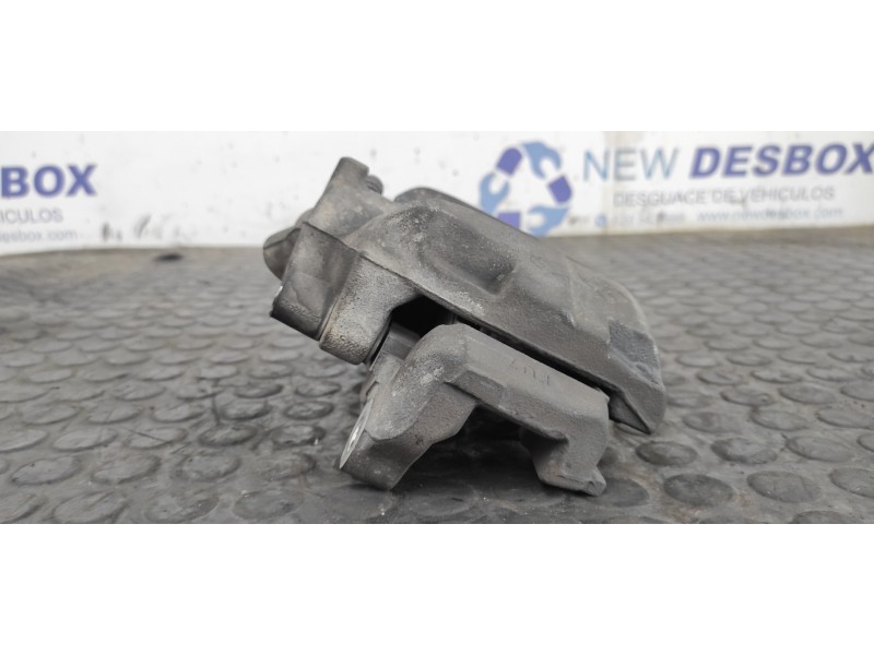 Recambio de pinza de freno delantera izquierda para renault megane iii berlina 5 p dynamique referencia OEM IAM 950  