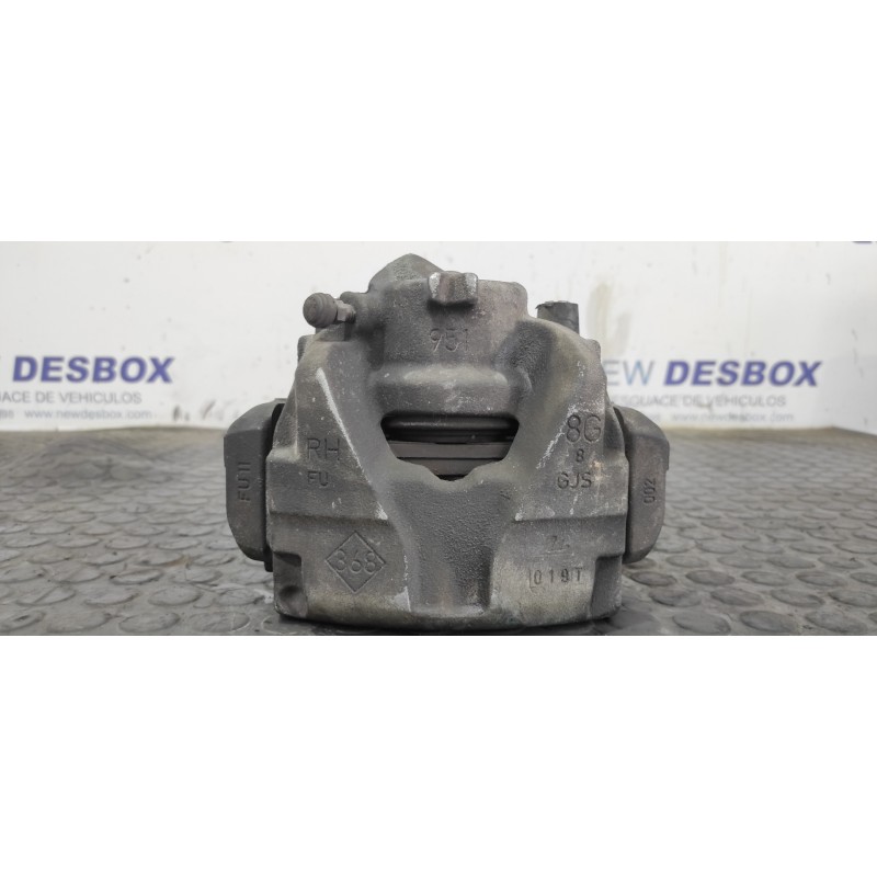 Recambio de pinza de freno delantera derecha para renault megane iii berlina 5 p dynamique referencia OEM IAM 951  