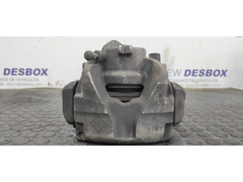 Recambio de pinza de freno delantera derecha para renault megane iii berlina 5 p dynamique referencia OEM IAM 951  