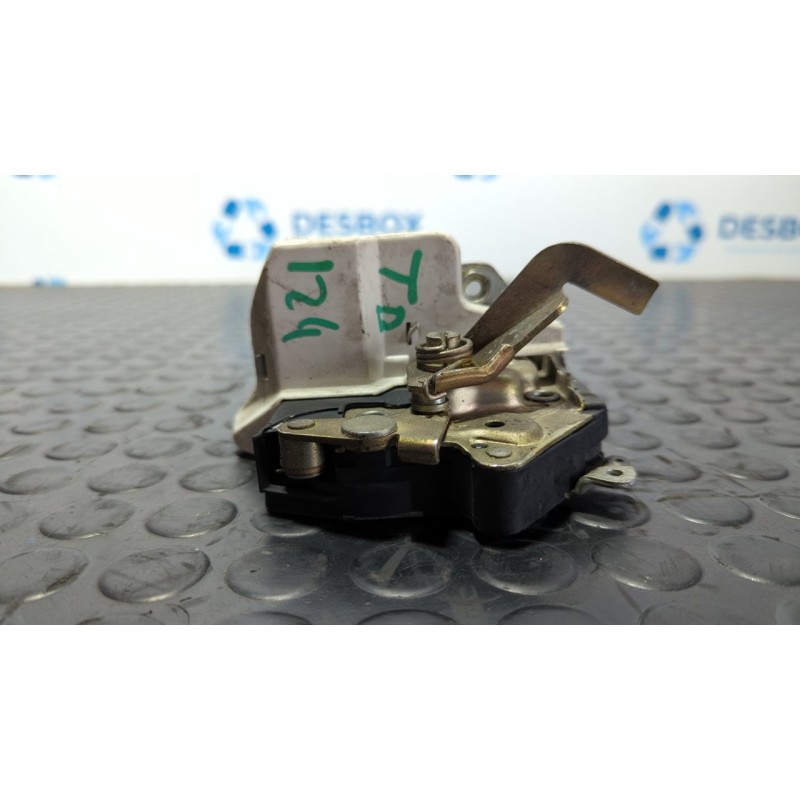 Recambio de cerradura puerta trasera derecha para mercedes-benz clase e (w124) berlina 3.0 referencia OEM IAM KIEKERT  